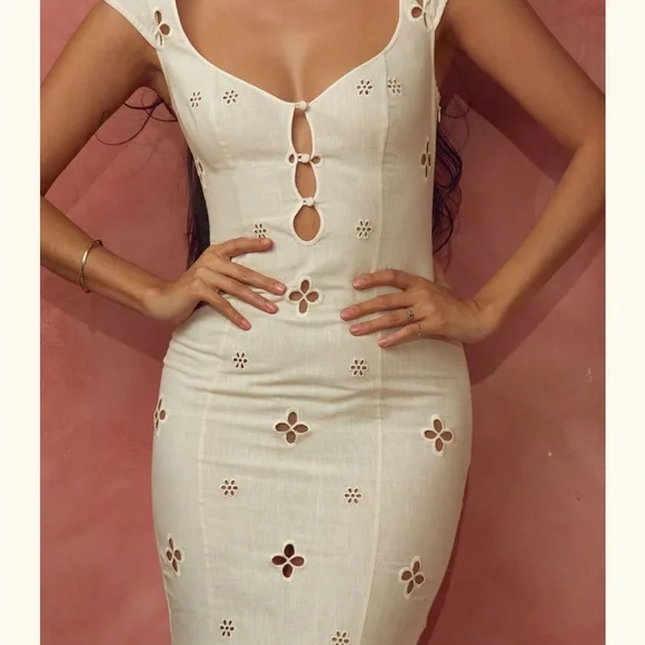 Mirror Palais Maria Cream Midi Dress with Floral Cutouts - Picture 2 of 6